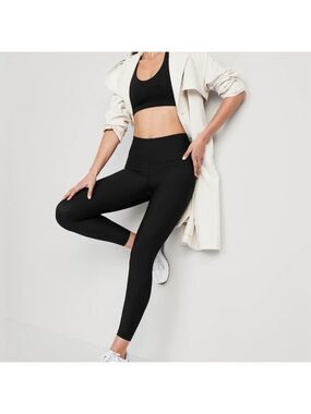 L • Old Navy • High-Waisted PowerSoft 7/8 Leggings 812